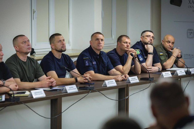 🗣Розширюємо зону обов’язкової евакуації в Чугуївському районі.
➡️ На засіданні Ради оборони області ухвалили рішення про проведення евакуації 🗣Розширюємо зону обов’язкової евакуації в Чугуївському районі.
➡️ На засіданні Ради оборони області ухвалили рішення про проведення евакуації