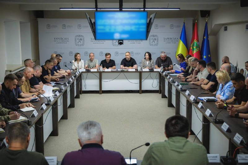 🗣Розширюємо зону обов’язкової евакуації в Чугуївському районі.
➡️ На засіданні Ради оборони області ухвалили рішення про проведення евакуації 🗣Розширюємо зону обов’язкової евакуації в Чугуївському районі.
➡️ На засіданні Ради оборони області ухвалили рішення про проведення евакуації