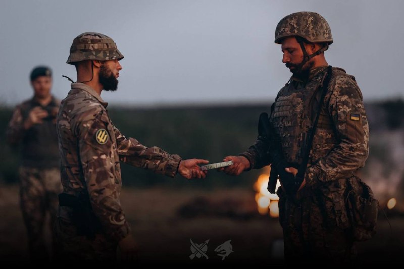 🇺🇦⚓️Ще одна група новобранців 39-ї та 40-ї ОБрМП успішно закінчила навчання в рамках курсу базової загальновійськової... 🇺🇦⚓️Ще одна група новобранців 39-ї та 40-ї ОБрМП успішно закінчила навчання в рамках курсу базової загальновійськової...