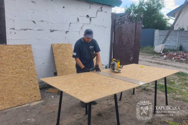 ⚠️Сьогодні ліквідували наслідки ворожого обстрілу в селі Задонецьке Зміївської громади. ⚠️Сьогодні ліквідували наслідки ворожого обстрілу в селі Задонецьке Зміївської громади.