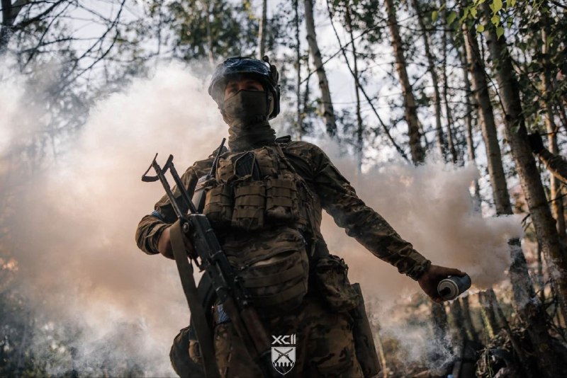 КТЗ: випробування для контрактників «18–24»
Влучно стріляти, придушувати противника вогнем, зачищати ворожі позиції КТЗ: випробування для контрактників «18–24»
Влучно стріляти, придушувати противника вогнем, зачищати ворожі позиції
