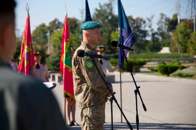 🇺🇦⚓Меморіал пам’яті морських піхотинців відкрили у Запоріжжі
На одній із центральних набережних міста... 🇺🇦⚓Меморіал пам’яті морських піхотинців відкрили у Запоріжжі
На одній із центральних набережних міста...