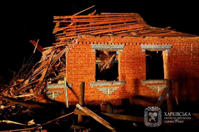 🔻 Ворог вночі атакував 6 БпЛА с. Леб'яже Чугуївського району.
Внаслідок масованого удару загинули 73-річна та 66-річна жінки 🔻 Ворог вночі атакував 6 БпЛА с. Леб'яже Чугуївського району.
Внаслідок масованого удару загинули 73-річна та 66-річна жінки