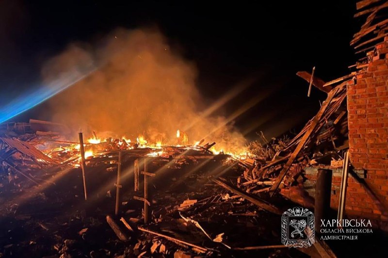 🔻 Ворог вночі атакував 6 БпЛА с. Леб'яже Чугуївського району.
Внаслідок масованого удару загинули 73-річна та 66-річна жінки 🔻 Ворог вночі атакував 6 БпЛА с. Леб'яже Чугуївського району.
Внаслідок масованого удару загинули 73-річна та 66-річна жінки