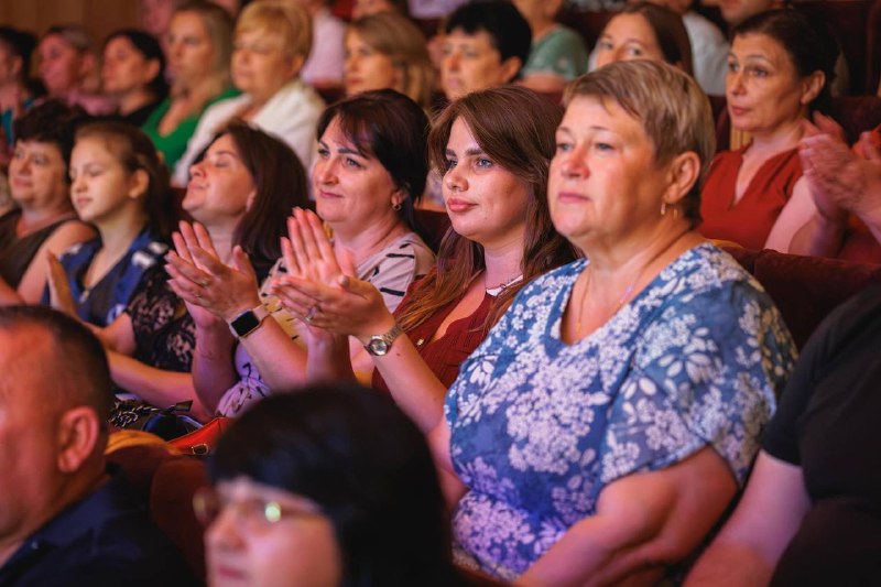 Богодухів відзначає 455-річчя свого заснування і 83-ю річницю визволення від нацистських загарбників. Богодухів відзначає 455-річчя свого заснування і 83-ю річницю визволення від нацистських загарбників.