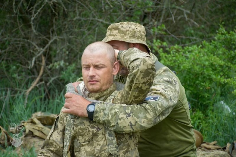 🇺🇦⚓️Під час базової загальної військової підготовки інструктори 36 окремої бригади морської піхоти приділяють... 🇺🇦⚓️Під час базової загальної військової підготовки інструктори 36 окремої бригади морської піхоти приділяють...