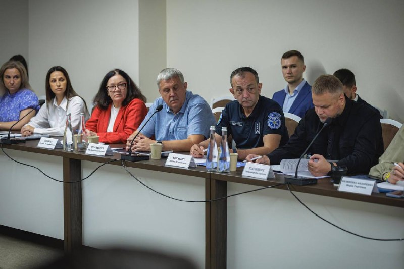 🔹Провели спільну нараду з Міністром юстиції України Денисом Масловим під час його робочого візиту на Харківщину. 🔹Провели спільну нараду з Міністром юстиції України Денисом Масловим під час його робочого візиту на Харківщину.