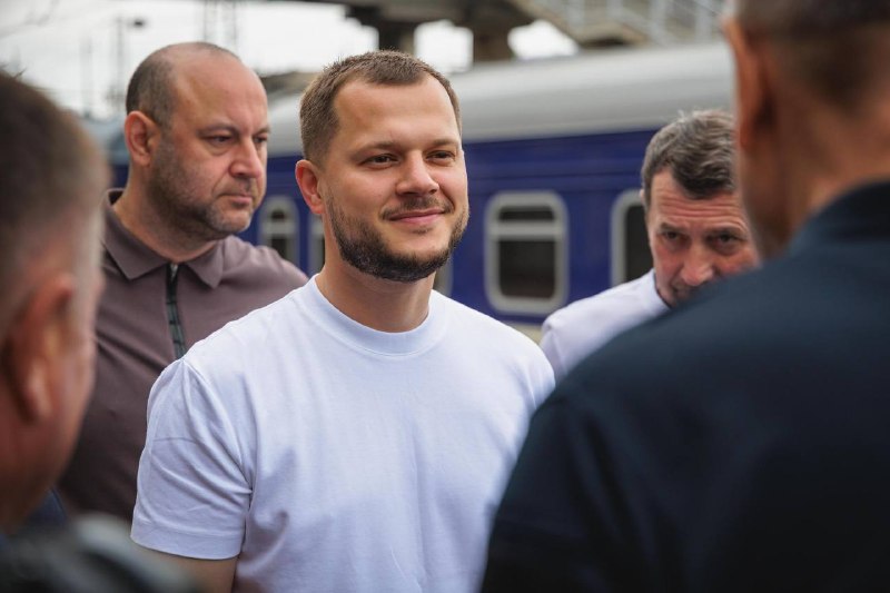 🔹На Харківщині працювали з Міністром з відновлення, інфраструктури та транспорту України Миколою Калашником. 🔹На Харківщині працювали з Міністром з відновлення, інфраструктури та транспорту України Миколою Калашником.