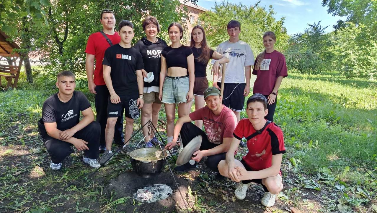КРОК ДО ПРОФЕСІЇ: ПІДСУМКИ ЛІТНЬОГО НАВЧАЛЬНО-ТАБІРНОГО ЗБОРУ Добігла кінця навчальна практика «Навчально-табірний збір…