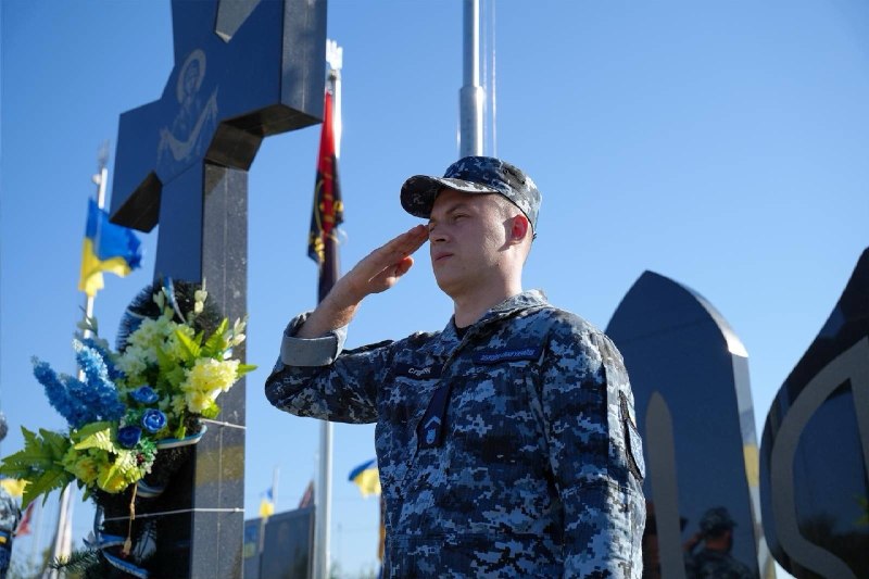 🇺🇦⚓Шана і пам'ять про тих, хто повернувся на щиті, важливіші за будь-які слова. 🇺🇦⚓Шана і пам'ять про тих, хто повернувся на щиті, важливіші за будь-які слова.