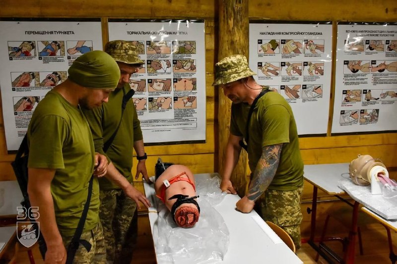 🇺🇦⚓️Під час базової загальної військової підготовки інструктори 36 окремої бригади морської піхоти приділяють... 🇺🇦⚓️Під час базової загальної військової підготовки інструктори 36 окремої бригади морської піхоти приділяють...
