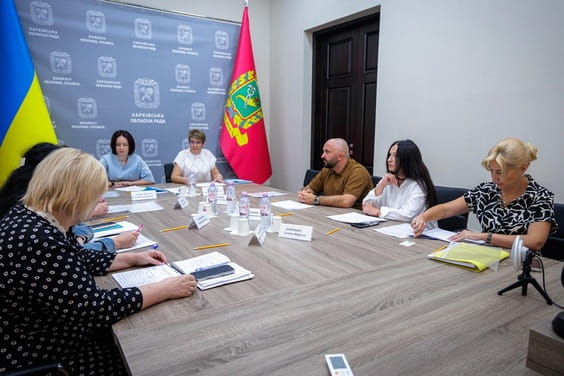 На фото проведення наради заступником начальника ХОВА Вітою Ковальською