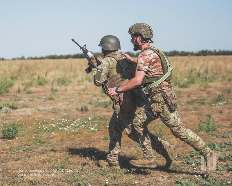 🇺🇦⚓У БОЮ ПОМИЛКА МОЖЕ КОШТУВАТИ ЖИТТЯ
Вогнева підготовка на БЗВП – це не «відстрілявся і далі пішов» 🇺🇦⚓У БОЮ ПОМИЛКА МОЖЕ КОШТУВАТИ ЖИТТЯ
Вогнева підготовка на БЗВП – це не «відстрілявся і далі пішов»