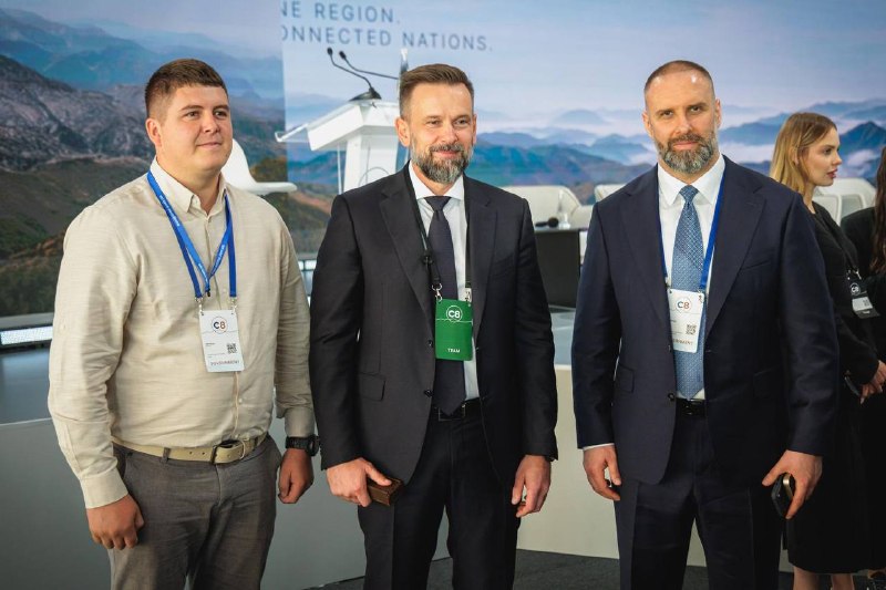 🔹Розповів про інвестиційний потенціал Харківської області на інформаційній сесії Карпатської інтеграційної ініціативи.
Харківщина 🔹Розповів про інвестиційний потенціал Харківської області на інформаційній сесії Карпатської інтеграційної ініціативи.
Харківщина